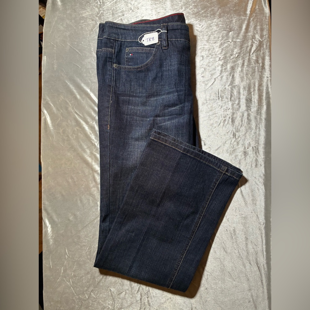 Woman’s Modern Rise Bootcut Tommy Hilfiger Denim Jeans (SKU: TR-8)